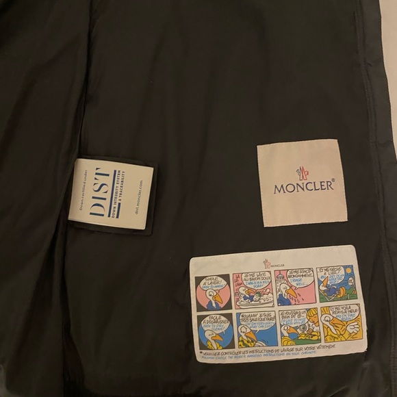 Authentic Moncler Girls Coat - Picture 3 of 4